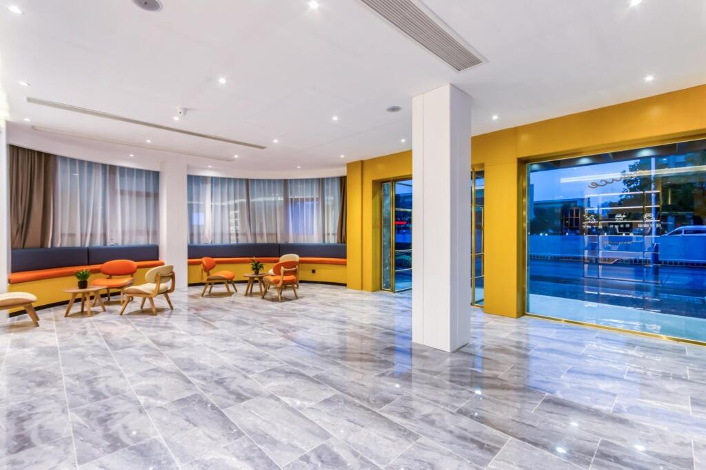 Ханчжоу: Hanting Hotel Hangzhou Future Technology Wanda Plaza