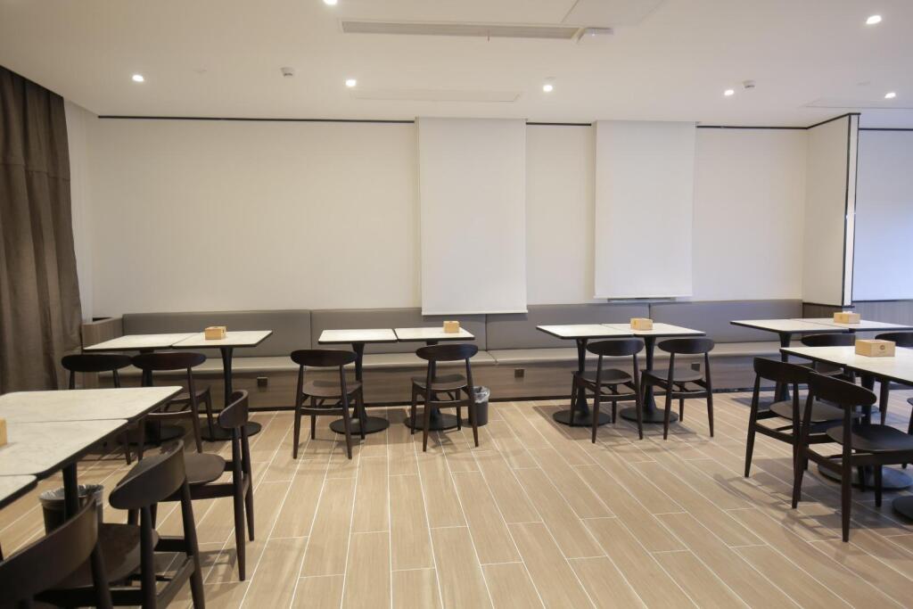 Фуян: Hanting Hotel Funan Tianzhu Square