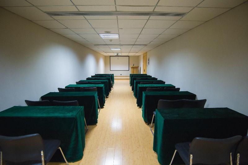 Кайфын: Ji Hotel Kaifeng Jinming Plaza