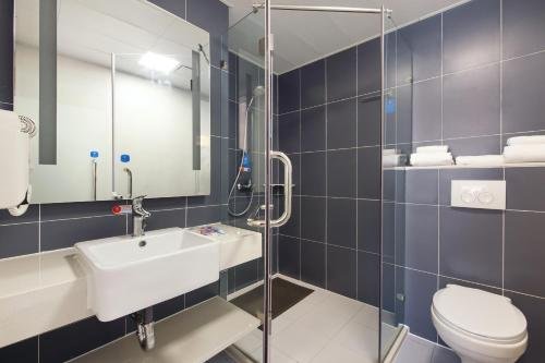 Цзинин: Hanting Hotel Jining Sishui