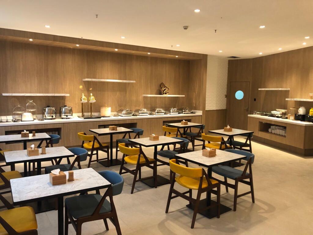 Цзинин: Hanting Premium Hotel Youjia Jining Sishui