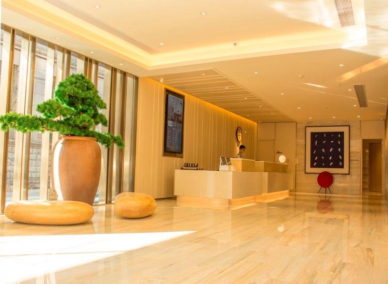 Аньцин: Ji Hotel Anqing Renmin Road Pedestrian Street