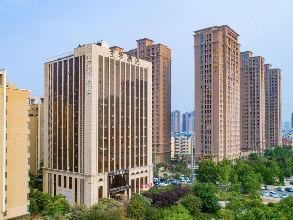 Чжэнчжоу: Ji Hotel Zhengzhou International Convention Centre Zhongzhou Avenue