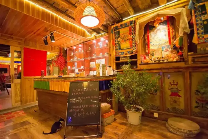 Шангри-Ла: Shangri-La King Gesar Guesthouse