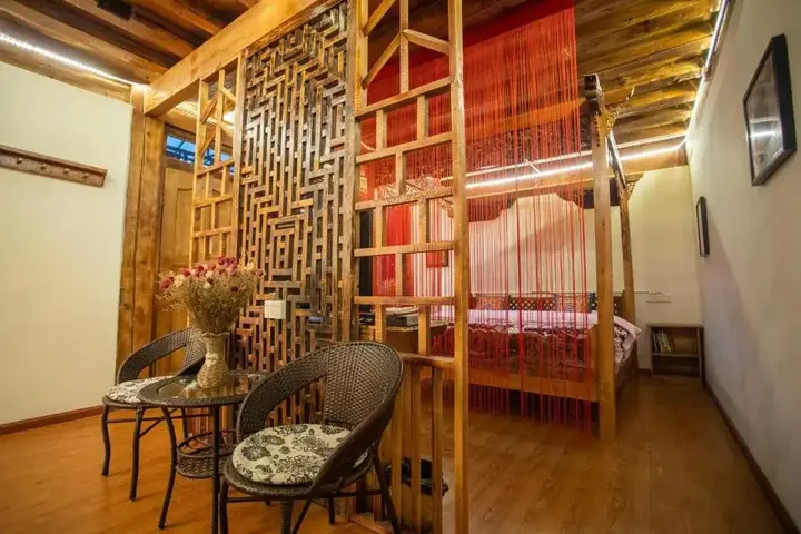 Шангри-Ла: Shangri-La King Gesar Guesthouse