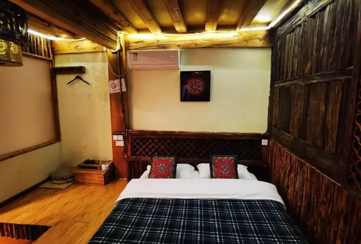 Шангри-Ла: Shangri-La King Gesar Guesthouse