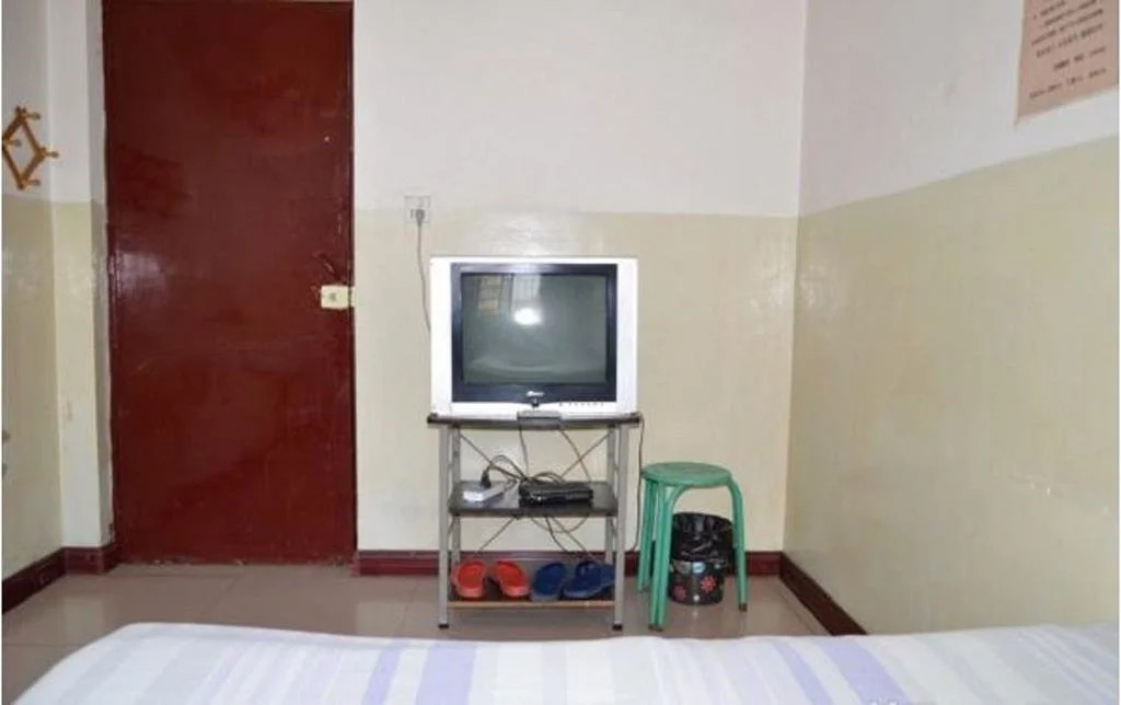 Цзиньчжун: Baisheng Hotel