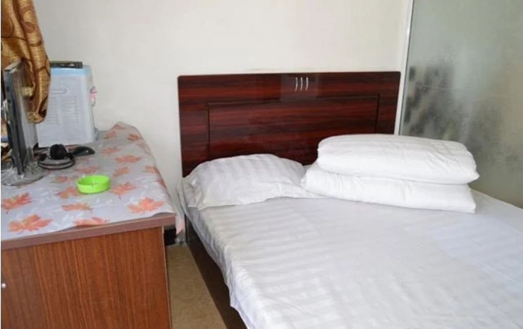 Цзиньчжун: Baisheng Hotel