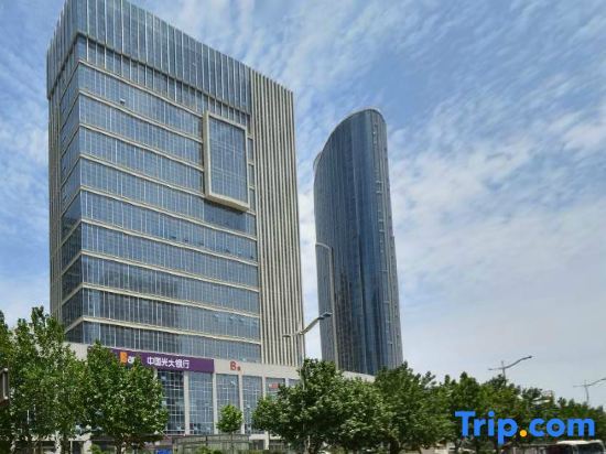Линьи: News Rezen Hotel