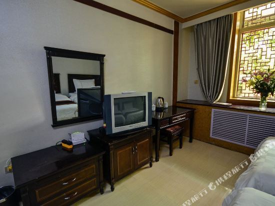Синин: Xining Dushi Hotel