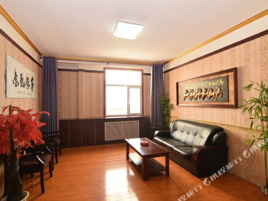 Синин: Xining Dushi Hotel