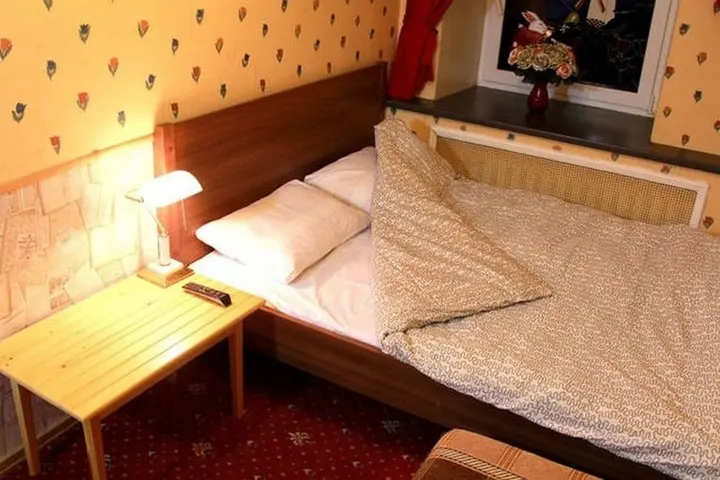 Санкт-Петербург: March Hare Hostel