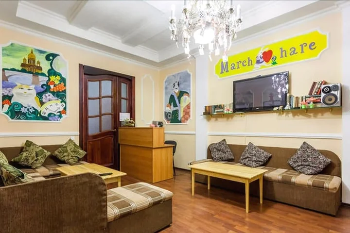 Санкт-Петербург: March Hare Hostel
