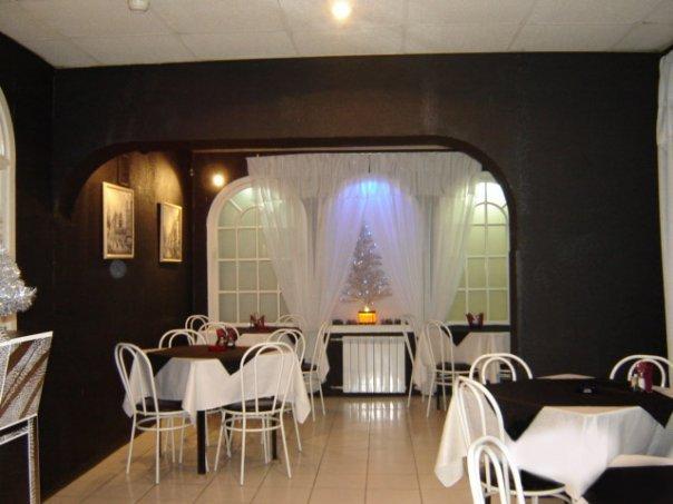 Сестрорецк: Mini Hotel Black and White