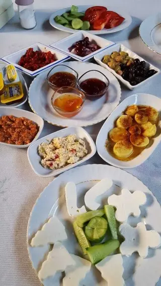 Шириндже: Giritli Pansiyon
