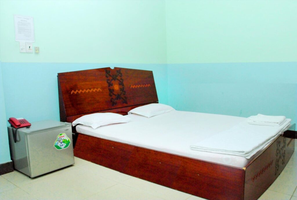 Тхузаумот: Nhiet Doi Hotel