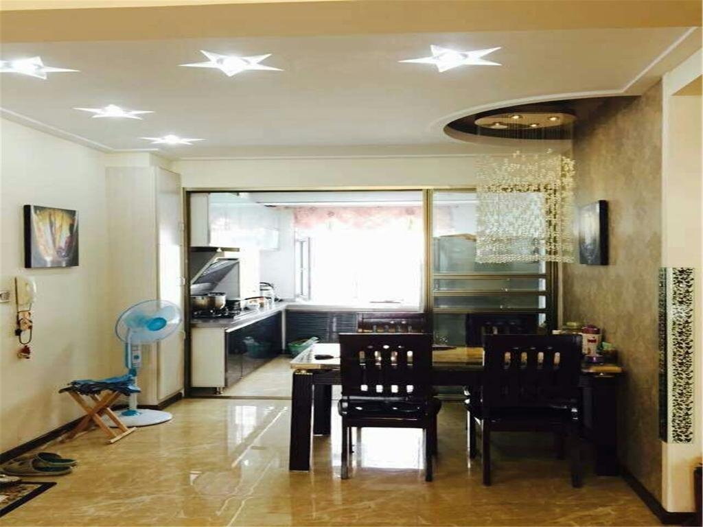 Инкоу: Haizhijia Family Hotel