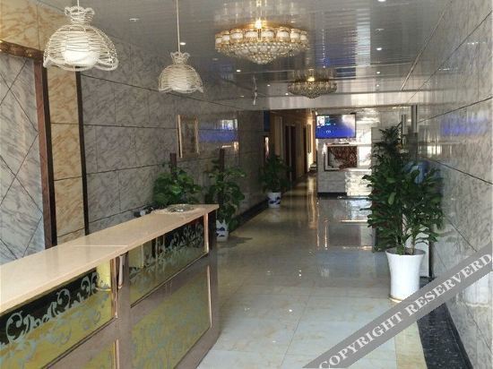 Ибинь: Yibin Wanxiang Business Hotel