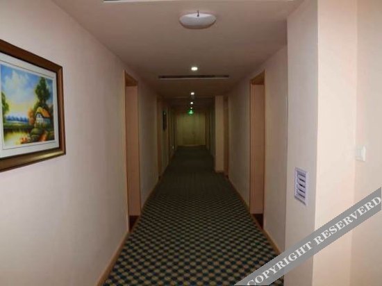 Циньхуандао: Qimeng Express Hotel