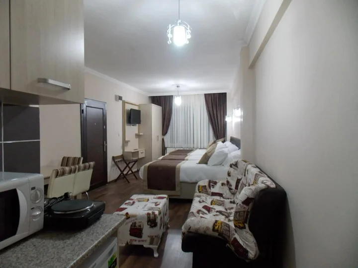 Дубай: Landmark Plaza Hotel