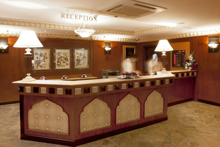Дубай: Landmark Plaza Hotel