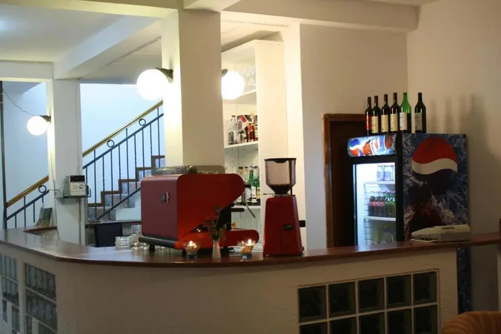 Петровац: Hotel Danica