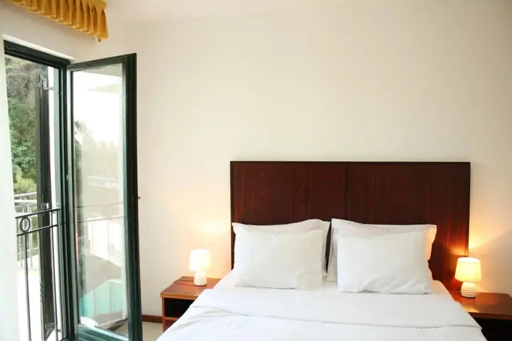 Петровац: Hotel Danica