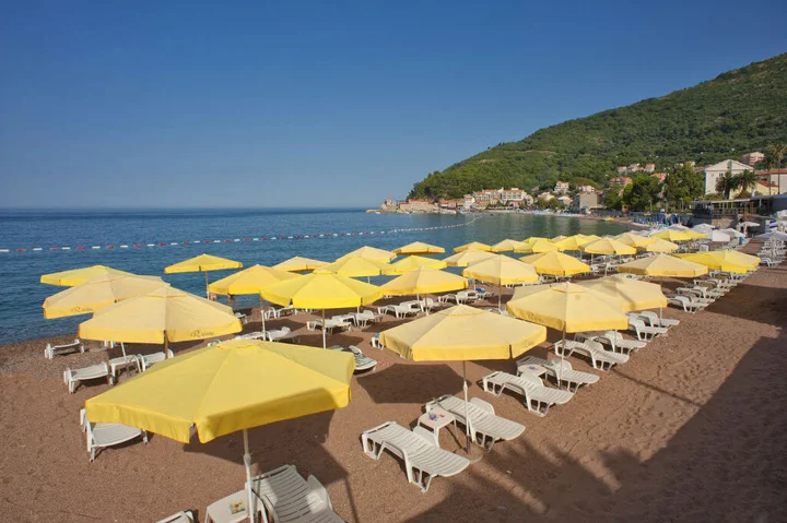 Петровац: Hotel Rivijera