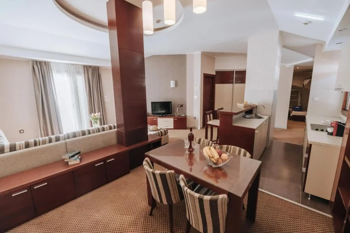 Петровац: Apartments Del Mar