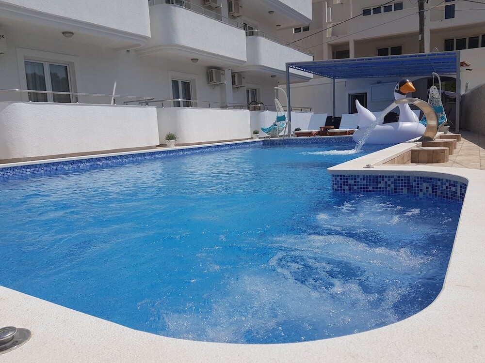Зеленика: Apartments Bianca