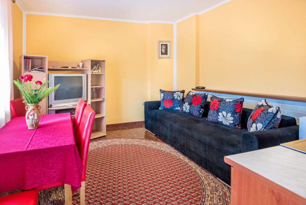 Доброта: Apartments Ivardić