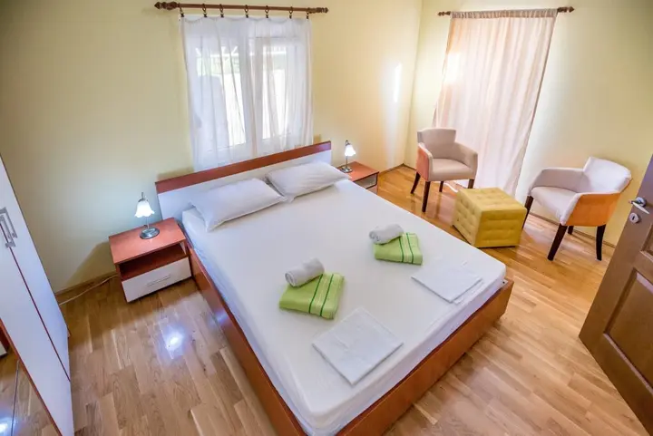 Доброта: Apartments Ivardić