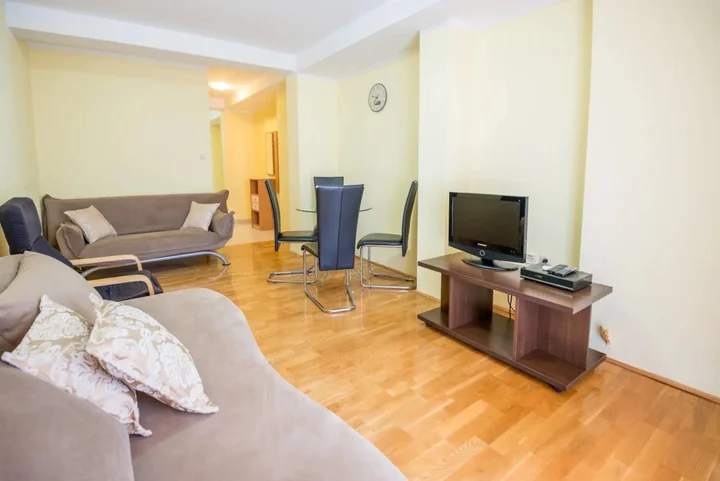 Доброта: Apartments Ivardić