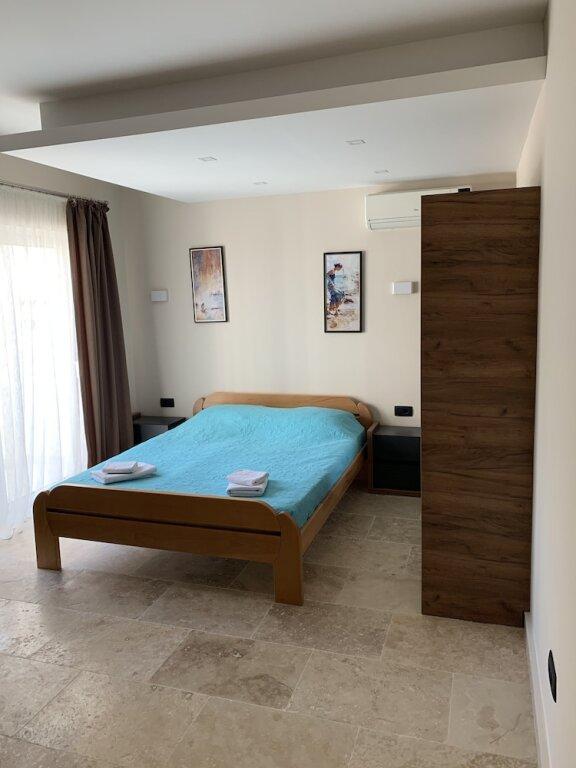 Бар: Apartments Dea