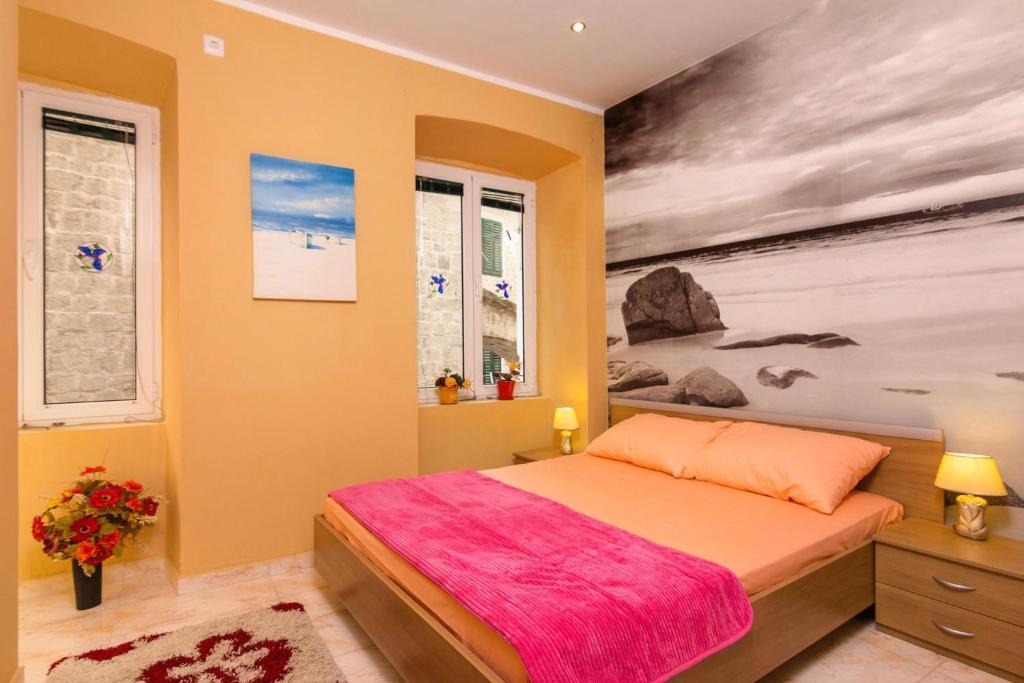 Доброта: Kotor Emerald Apartments
