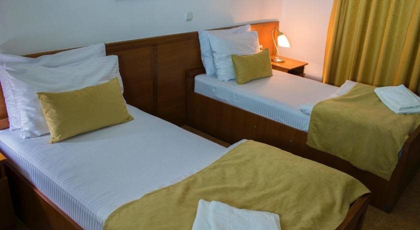 Ульцинь: Hotel Dajti