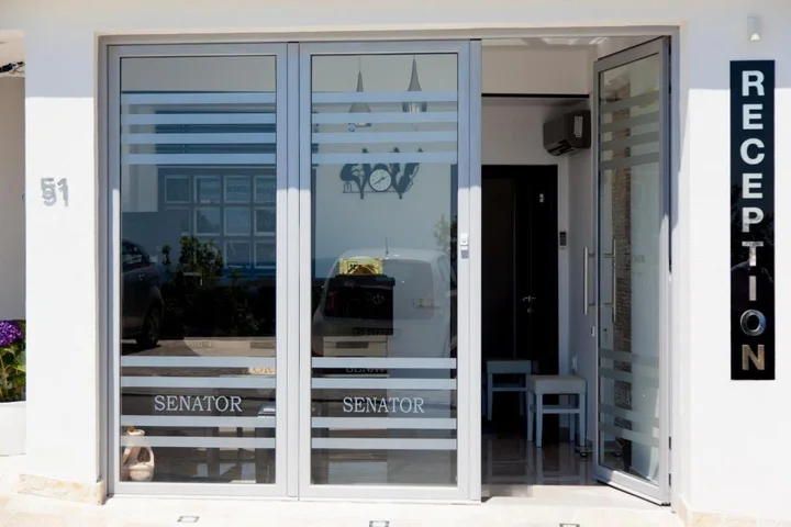 Ульцинь: Hotel Senator