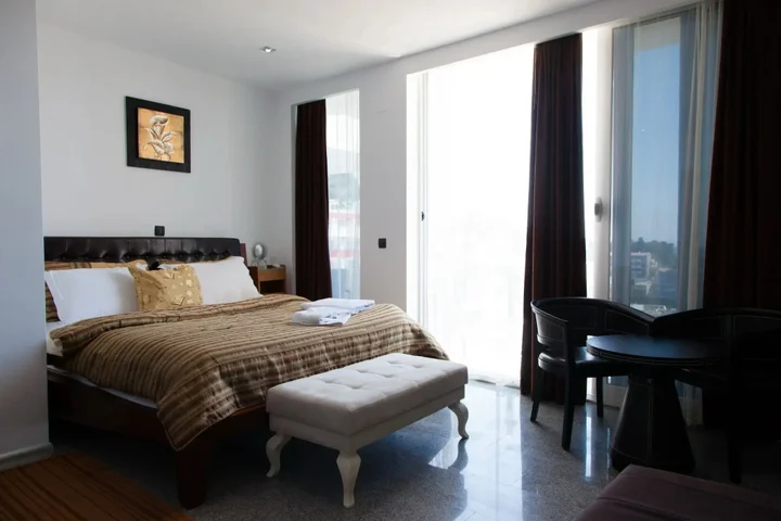 Ульцинь: Hotel Senator