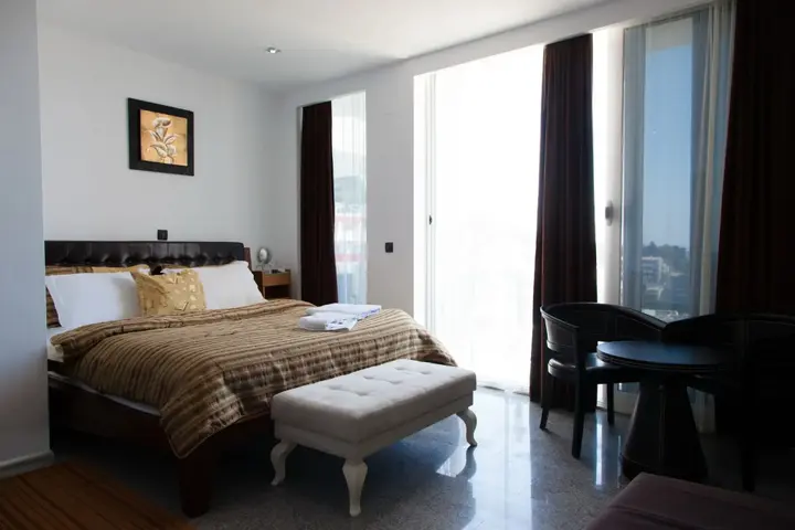Ульцинь: Hotel Senator