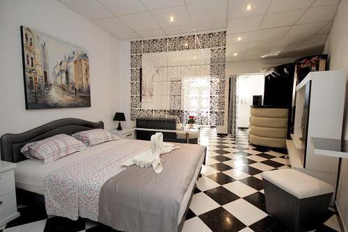Сутоморе: Apartments Kruna Jovanovic