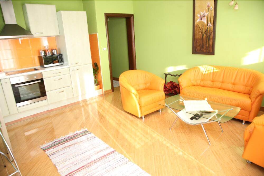 Тиват: Villa Happy