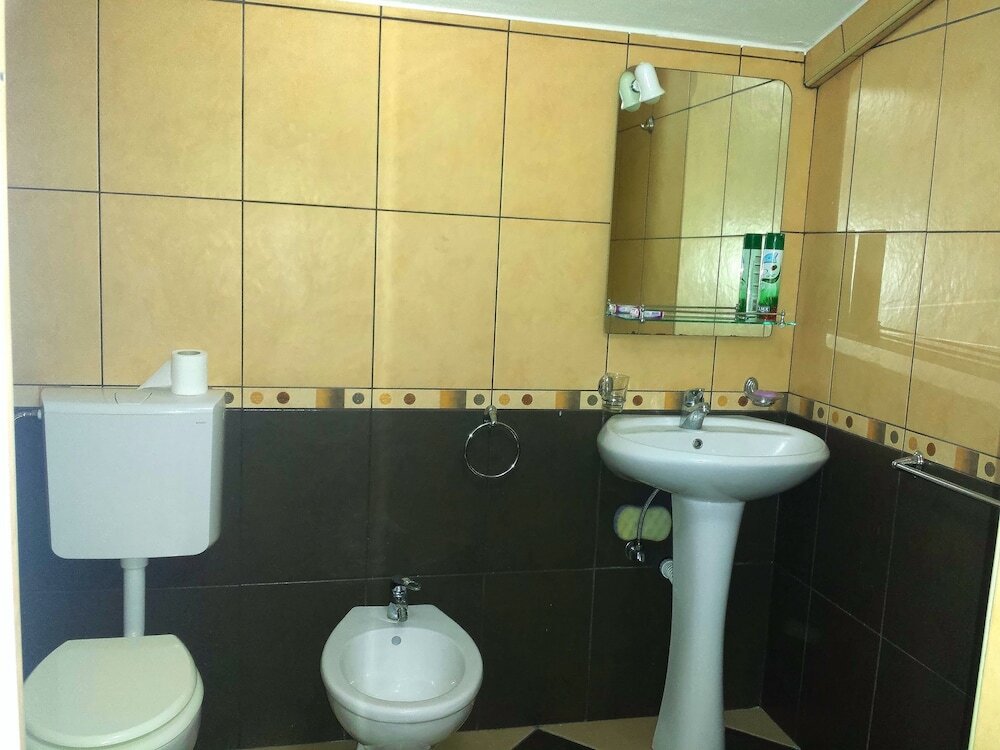 Ульцинь: Hoxha rooms