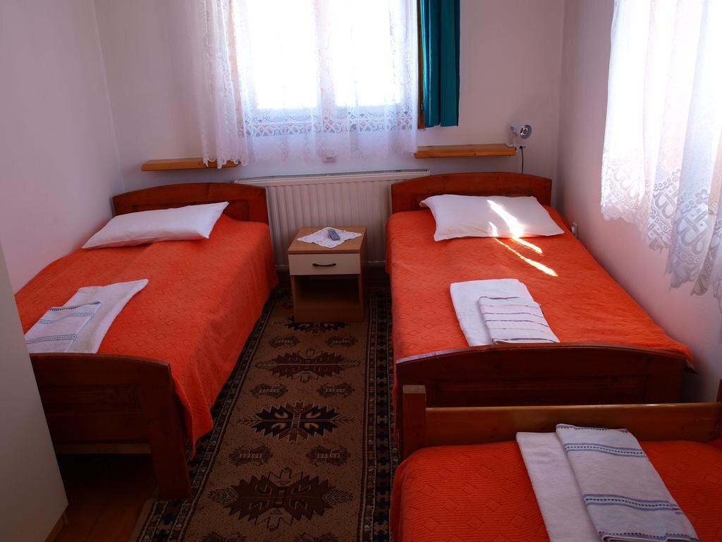 Жабляк: Hotel Javor