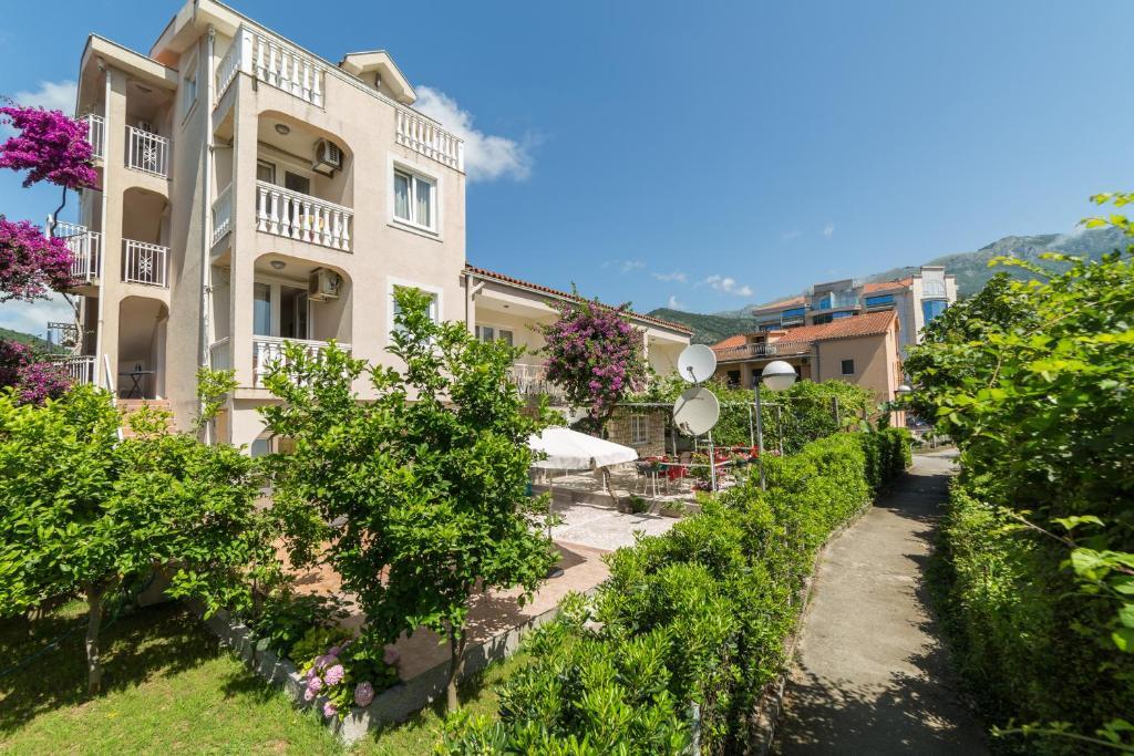 Будва: Apartments Elena