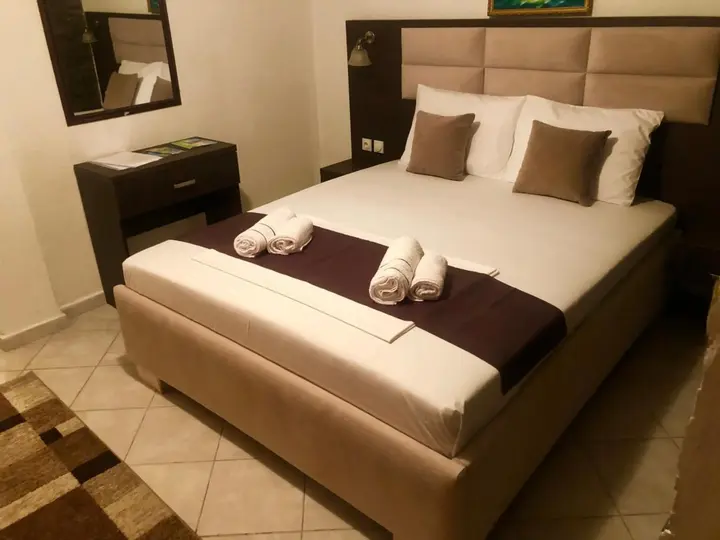 Ульцинь: Apartments Tati