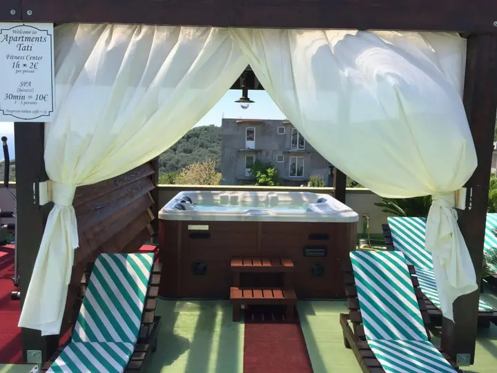 Ульцинь: Apartments Tati