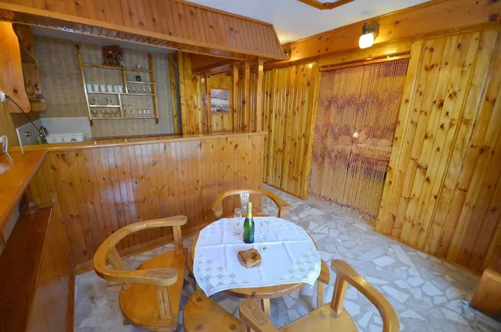 Доброта: Apartments Corovic