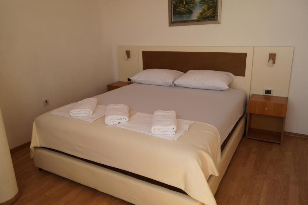 Ульцинь: Adriatic Apartments