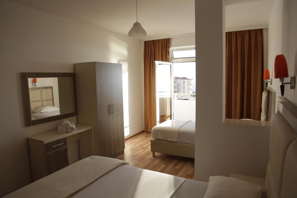 Ульцинь: Adriatic Apartments