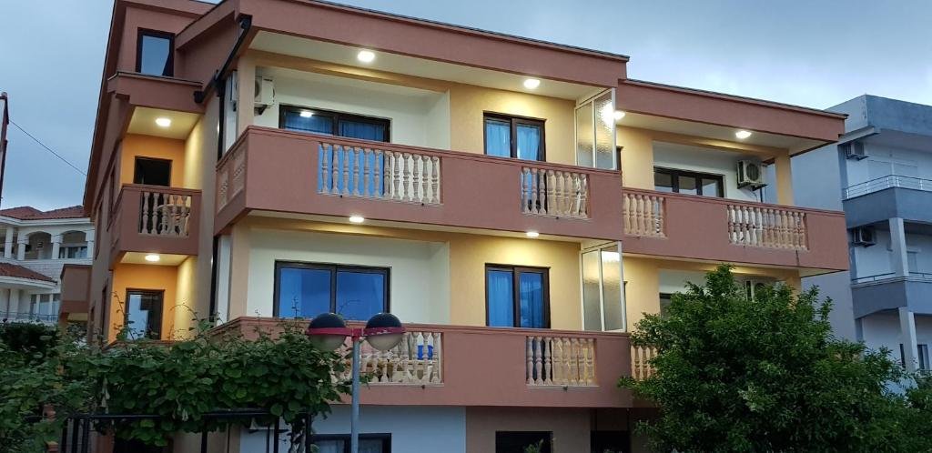 Ульцинь: Adriatic Apartments